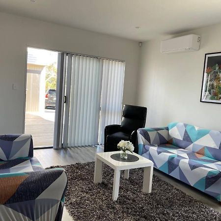 4 Bedroom Home Fully Furnished In Papakura, Auckland Dış mekan fotoğraf